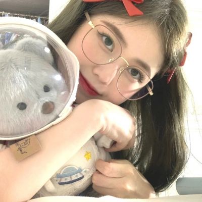 黑料网 - 打造最全最猛的娱乐圈与网红圈“瓜田宇宙”